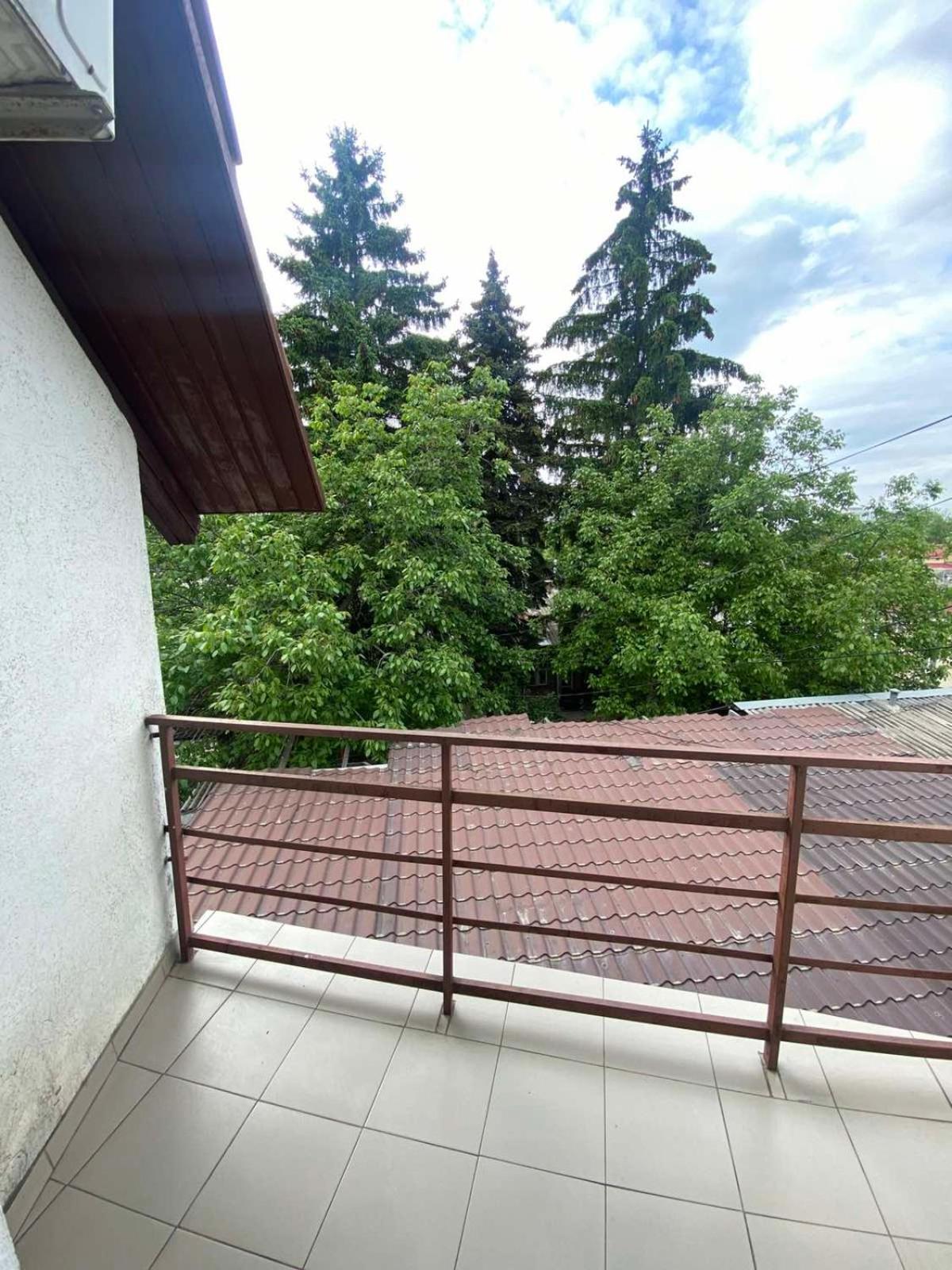 Bella Donna Hotel Chisinau Exterior foto
